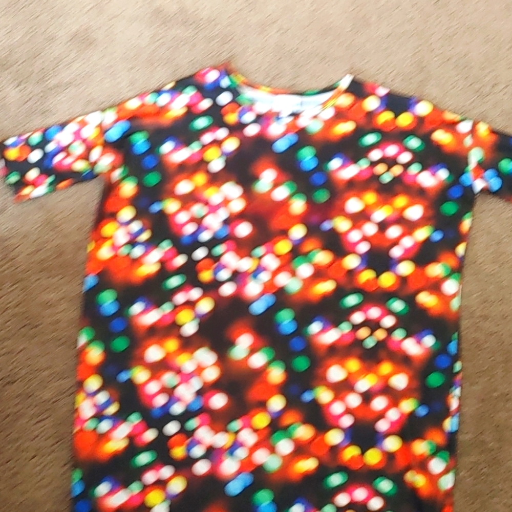 LuLaRoe Irma Top XXS Christmas Light Top